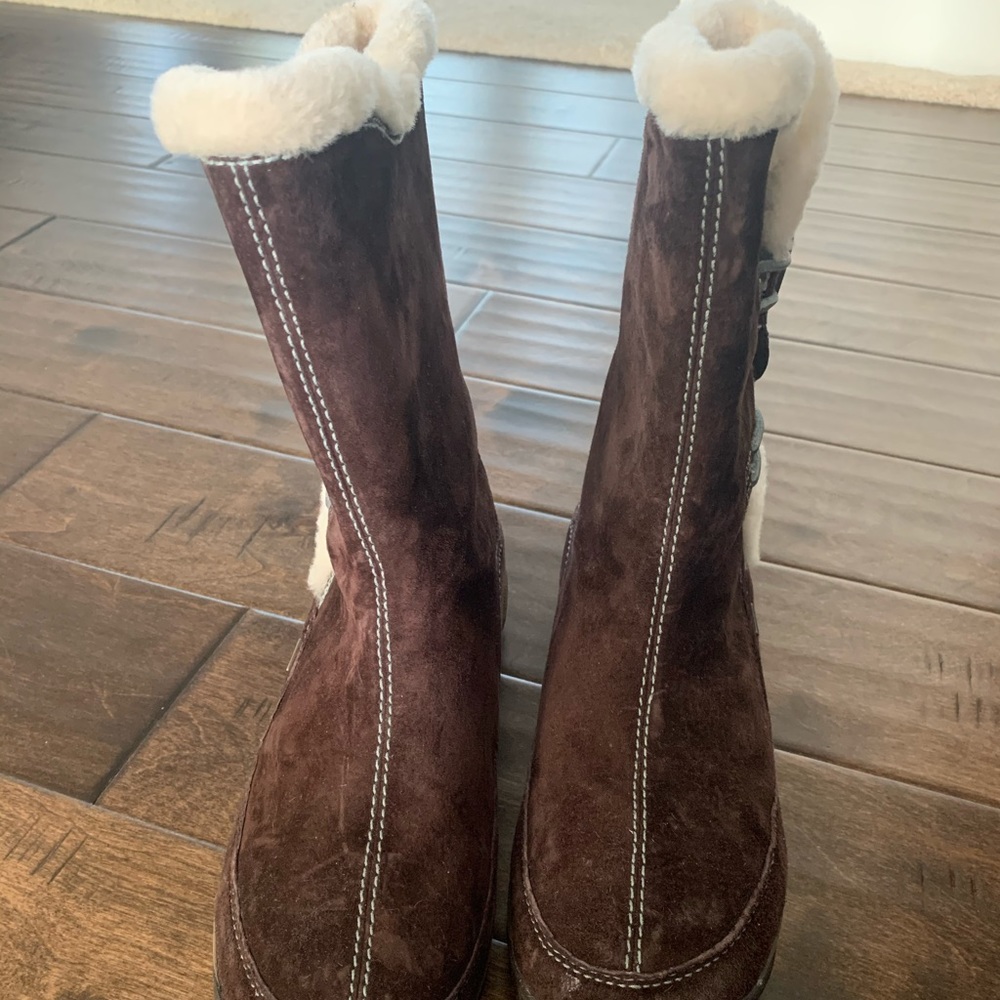 Merrell boots! - Picture 2 of 5